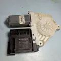 Ön sağ kapı cam kriko motoru Volkswagen Passat 3C2